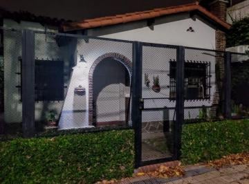 Casa de 3 ambientes, Vicente López · Chalet Sobre Lote de 8,66 X 43,30 Próximo Av Maipú en Florida