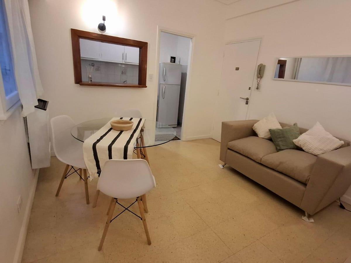Departamento 2 amb reciclado 32m² en Bolívar 2200 — Plaza Colón