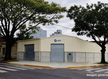 Depósito · 190m² · Oportunidad Venta de Lote 190 m² en Esquina en Mataderos