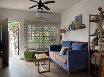 PH · 64m² · 3 Ambientes · 1 Cochera · Venta PH Al Frente en Cordoba Al 1100, Martinez