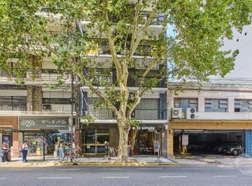 Departamento · 130m² · 4 Ambientes · 1 Cochera · Departamento en Almagro