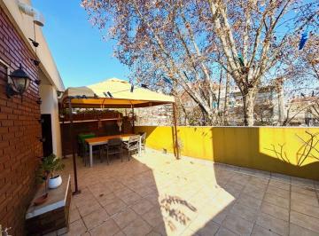 PH · 130m² · 5 Ambientes · Venta PH 4 Ambientes con Dependencia en Devoto