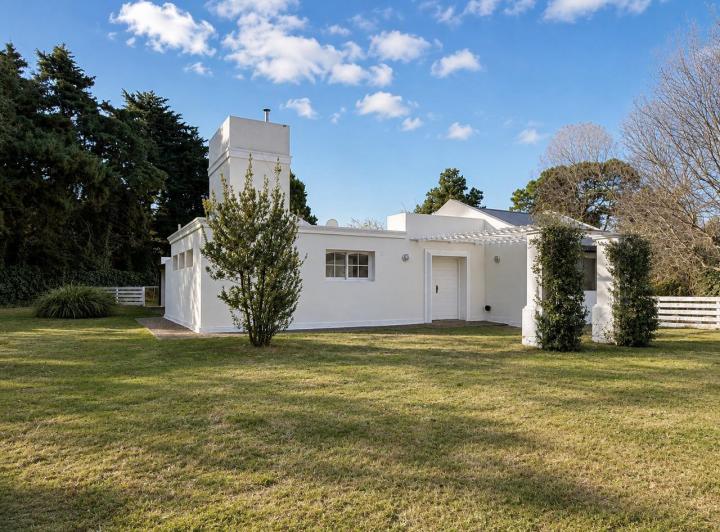 Casa · 196m² · 5 Ambientes · 1 Cochera