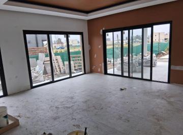 Casa de 4 ambientes, Pilar · Casa en Ventan en Santa Elisa