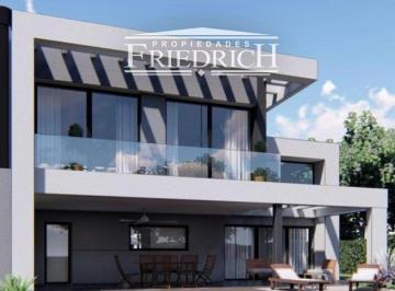 Casa · 270m² · 6 Ambientes · 6 Cocheras · Casa en Alquiler - Astorga Barrio Privado