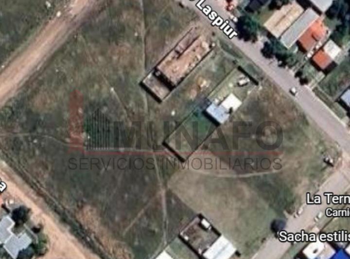 Terreno · 402m²