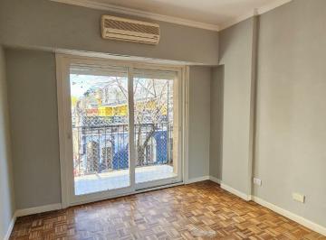Departamento · 60m² · 3 Ambientes · Venta Departamento 3 Ambientes Colegiales Balcón