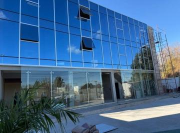 Edificio , Pilar · Edificio Comercial en Alquiler Sobre Colectora Panamericana