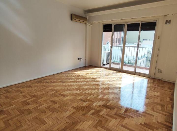 Departamento · 80m² · 4 Ambientes · 1 Cochera