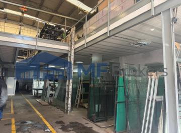 Bodega-Galpón · 900m² · Galpón en Munro