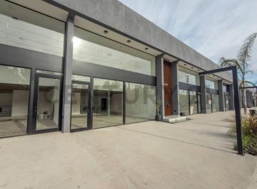Local comercial · 120m² · 2 Ambientes · Local Comercial en Alquiler – Manuel B. Gonnet