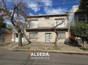 Casa · 120m² · 3 Ambientes · 1 Cochera · Casa en Venta en Arroyito