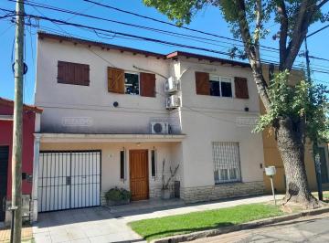 Casa · 160m² · 4 Ambientes · 1 Cochera · Casa en Venta en Beccar, San Isidro, G. B. a. Zona Norte