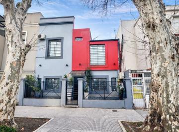 Casa · 138m² · 4 Ambientes · Casa Dúplex en Venta en Villa Santa Rita, Capital Federal, Buenos Aires
