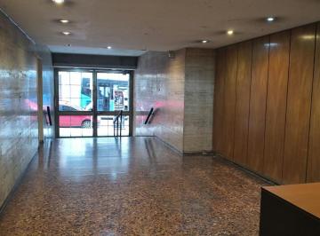 Departamento · 78m² · 4 Ambientes · 3 Amb C/dependencia Centro