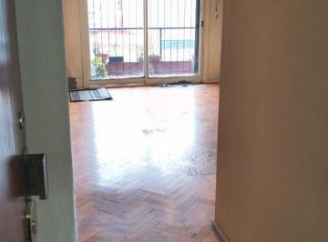 Departamento · 78m² · 4 Ambientes · 3 Amb C/dependencia en Almagro
