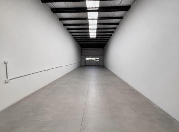 Local comercial · 180m² · Deposito / Local en Alquiler Zona Fisherton