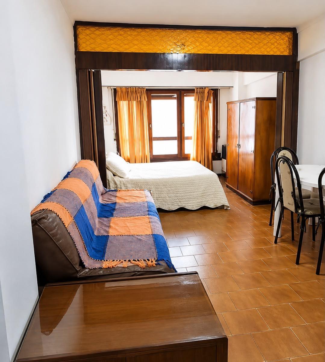 Departamento 1 ambiente en venta – Plaza Colón, 32m² a 2 cuadras del mar