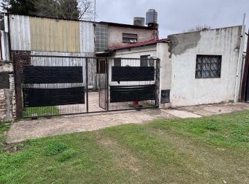 Bodega-Galpón de 3 ambientes, Santo Tomé · Se Vende Galpón / Taller en Zavalla 3171, Santo Tomé.