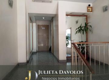 Departamento · 70m² · 4 Ambientes · Alquiler Semipiso 4 Ambientes Almagro