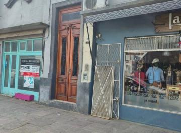 Casa de 8 ambientes, Lobos · Se Vende Importante Propiedad Sobre Av Centrica