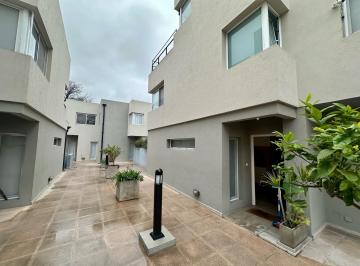 Casa · 99m² · 4 Ambientes · 1 Cochera · Casa en Olivos - Maipu/uzal
