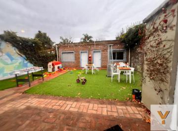 Fondo de comercio · 250m² · Fondo de Comercio en Venta - 1 Baño - 300 m - La Plata