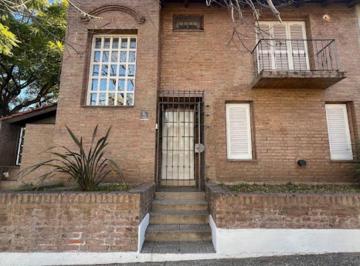 Casa de 6 ambientes, Córdoba · Casa en Alquiler | Patio y Garaje | B° Urca