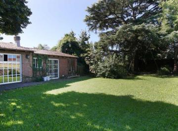 Casa · 209m² · 5 Ambientes · 2 Cocheras · Venta Casa Torcuato Lote 1.000 m² Pileta Quincho