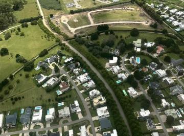 Terreno · 733m² · Venta Lote en Rumenco
