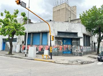 Terreno · 840m² · Excelente Ubicación - Local/lote Para Desarrollo. Centro Avellaneda.
