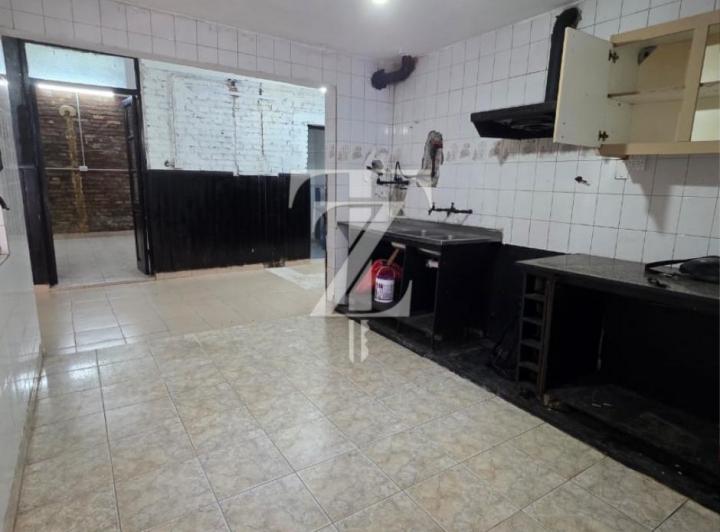 Casa · 1m² · 7 Ambientes