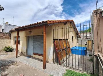 Casa · 201m² · 3 Ambientes · 2 Cocheras · Casa Venta Tacuarí 100