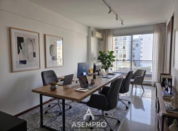 Oficina comercial · 30m² · 1 Ambiente · Oficina con Balcón en 5° Piso Luminoso – a 1 Cuadra del Subte D