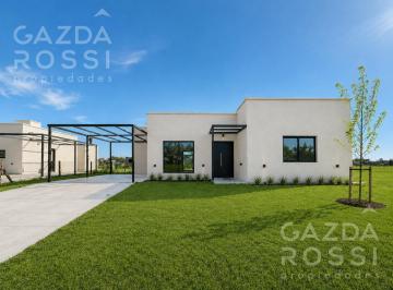 Casa · 780m² · 4 Ambientes · 2 Cocheras · Casa en Belleville, Canning