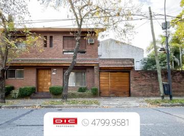 Casa · 129m² · 5 Ambientes · 1 Cochera · Chalet 4 Dorm. Venta - Olivos - Maipu/uzal