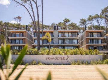 Departamento · 80m² · 3 Ambientes · 1 Cochera · Apartamento en La Juanita, José Ignacio – a 200 m de La Costa con Piscina Climatizada