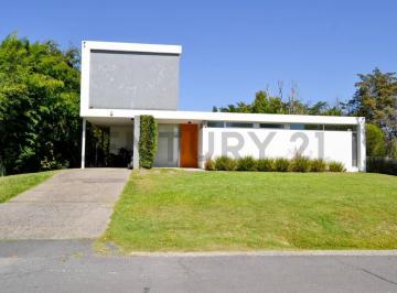 Casa · 280m² · 6 Ambientes · 2 Cocheras · Casa en Venta en Club de Campo Los Ceibos – 458 y 138, City Bell