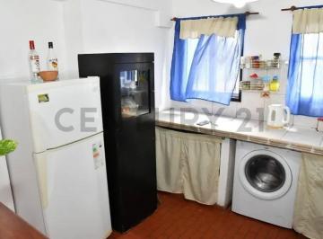 Departamento · 43m² · 3 Ambientes · Calle 59 y 142 | Departamento 2 Dorm. - Los Hornos - Usd 36.000