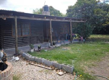 Casa · 150m² · Calle 516 E/ 166 y 167 | Importante Lote con 2 Viviendas en Melchor Romero - La Plata