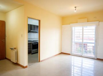 Departamento · 49m² · 2 Ambientes · Venta Departamento 2 Ambientes con Terraza en Ramos Mejía.