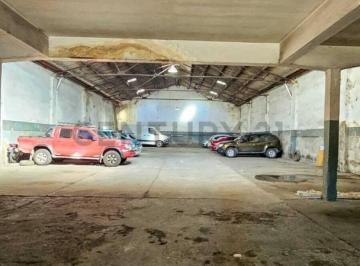 Bodega-Galpón · 600m² · 42 2 y 3 Galpón en Venta 600 m Ideal Inversor La Plata