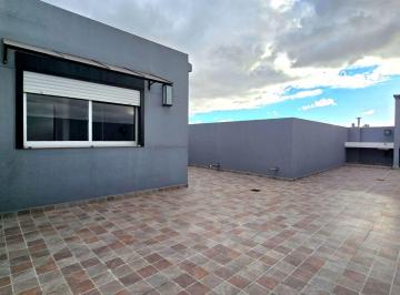 PH · 78m² · 4 Ambientes · 1 Cochera · Venta PH 4 Ambientes con Terraza en Versalles