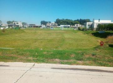 Terreno · 600m² · Venta Terreno en Barrio Lares de Canning