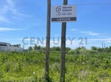 Terreno · 36m² · Oportunidad Lote en Venta - Villa Castells - Gonnet – Lote Listo Para Construir Sobre Calle 2 Entre