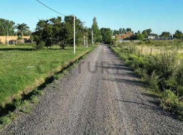 Terreno · 300m² · Oportunidad de Lote 300 m² - Calle 660 y 14