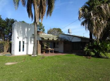 Casa · 85m² · 3 Ambientes · 1 Cochera · Casa Quinta en Barrio Brigadier López, Rafaela
