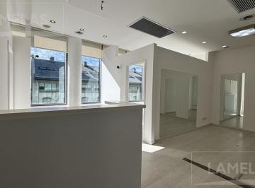 Oficina comercial · 44m² · 3 Ambientes · Oficina 44 m² en Alquiler - Forum Puerto Norte