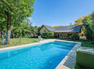 Casa · 141m² · 4 Ambientes · 2 Cocheras · Venta Casa 4 Ambientes La Arboleda Garin