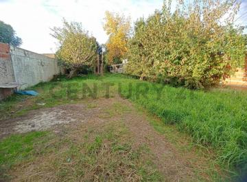 Terreno · 500m² · 138 E/ 42 y 43 - San Carlos - Lote en Venta con Construccion a Refaccionar o Demoler